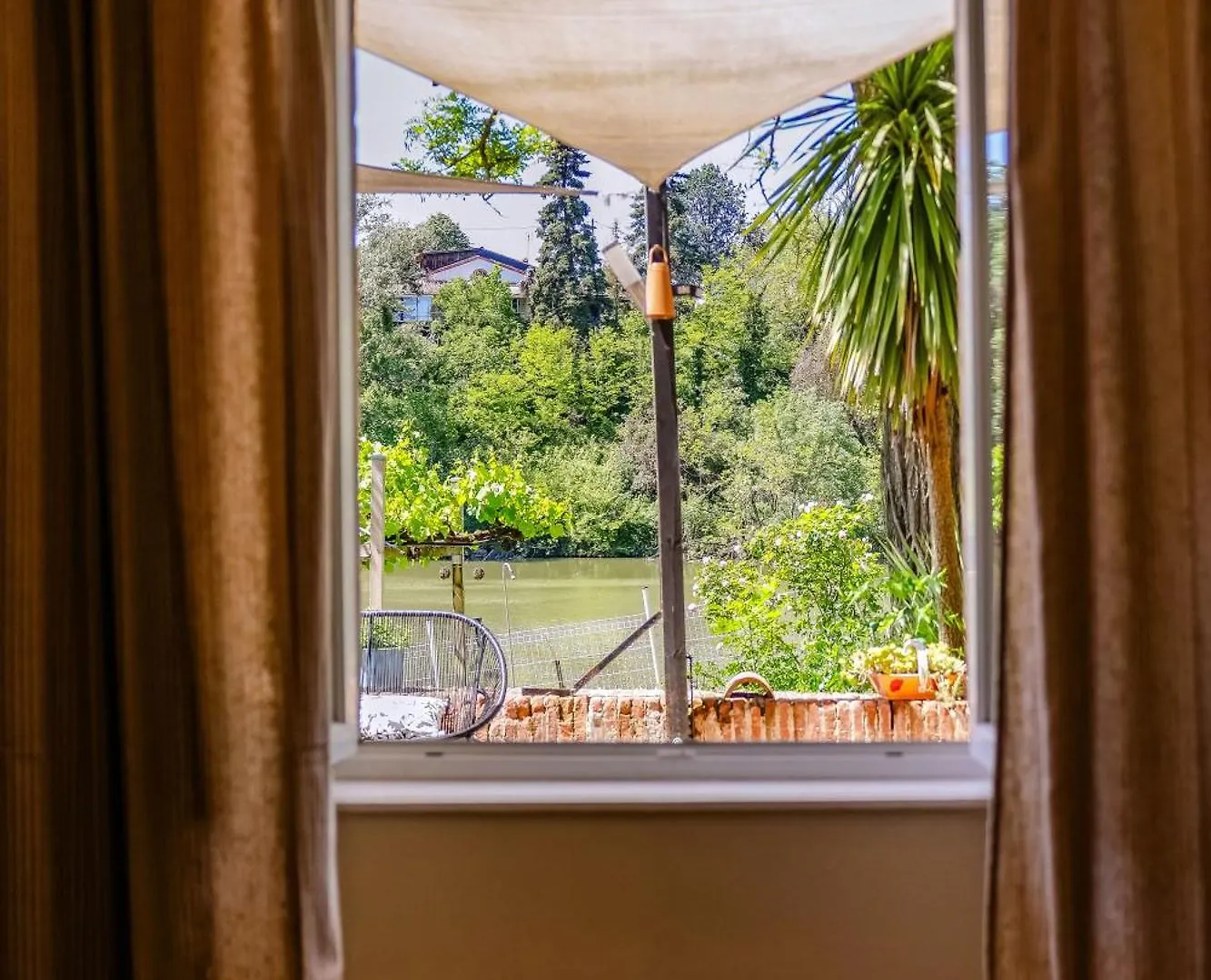 O Berges De Brens Bed & Breakfast 0*,